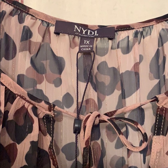 NYDJ Leopard Print Split Neck Blouse - Picture 3 of 3